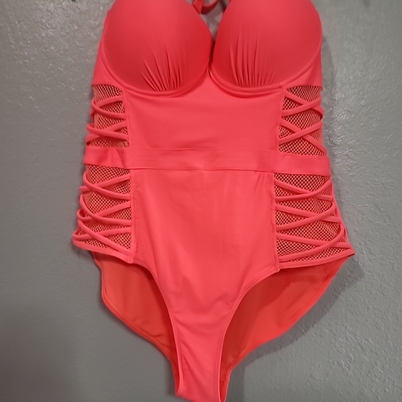 CORAL TROPICS WOMEN'S BRIGHT SALMON ONE PIECE SWIMSUIT SIZE 2X - Picture 3 of 4